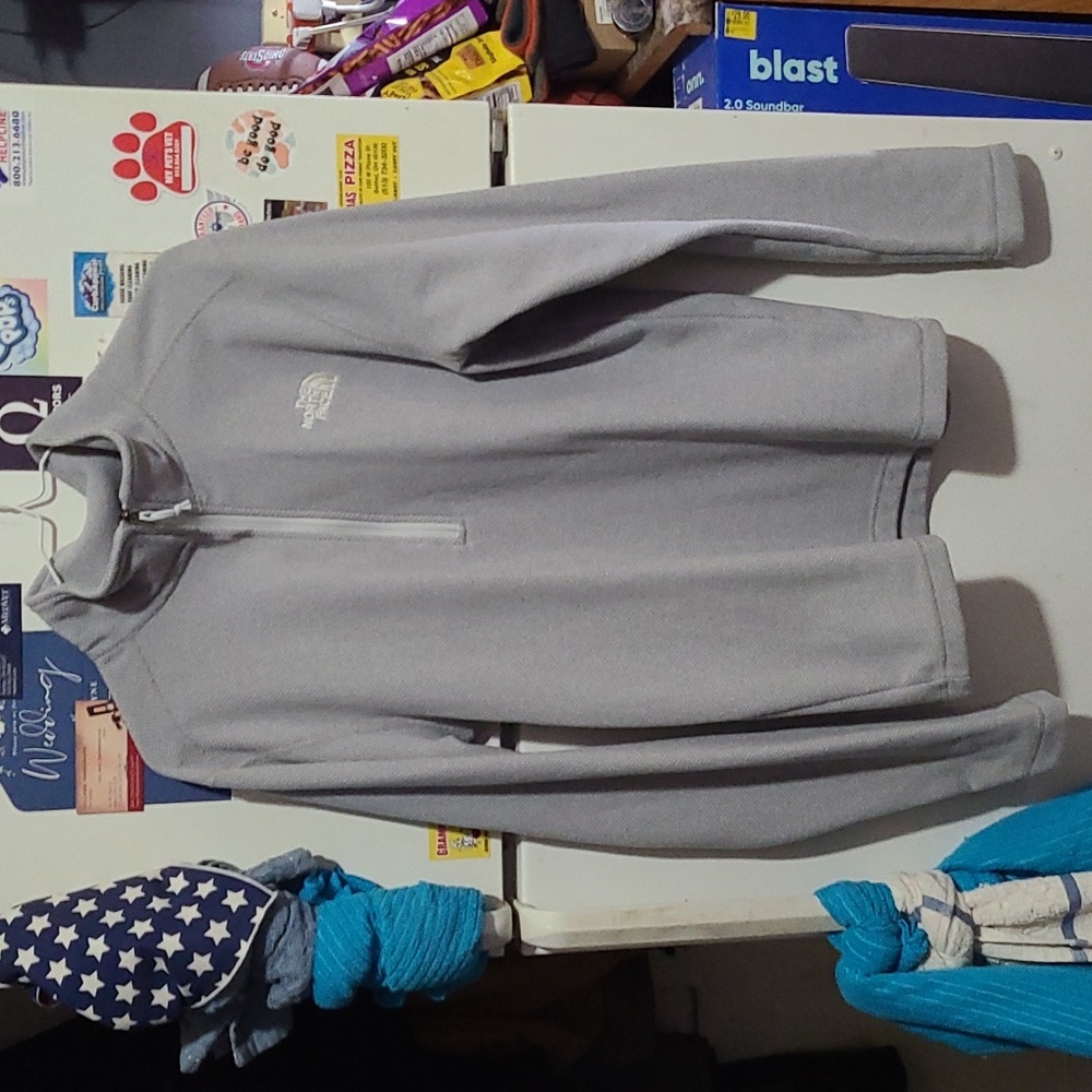 Light weight North face 1/4 zip